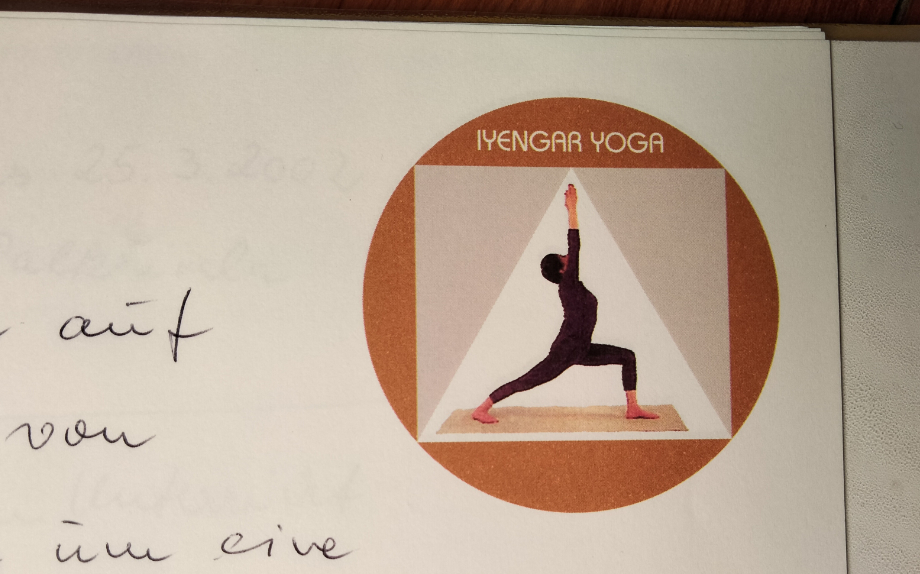 Altes Logo von Iyengar Yoga Stuttgart in der Vogelsangstraße